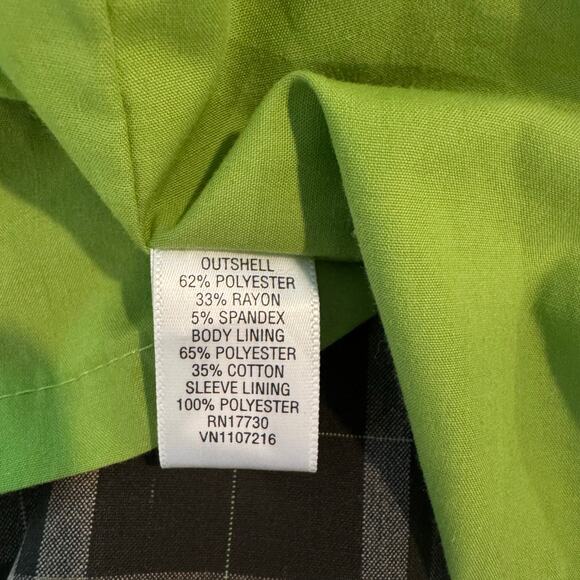 Womens Isaac Mizrahi Brown Plaid Peter Pan Collar Cropped Blazer Jacket Size 12 - Picture 10 of 11